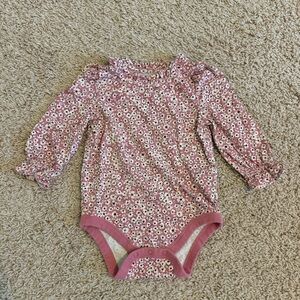 Baby Gap ruffle neck long sleeve onesie bodysuit
